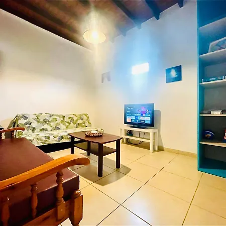 Apartamento La Calzada 라스팔마스