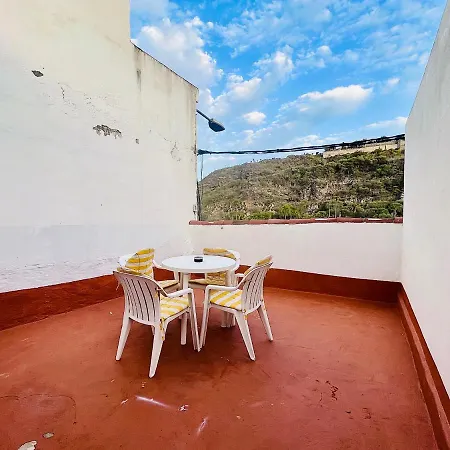 Apartamento La Calzada 아파트 *